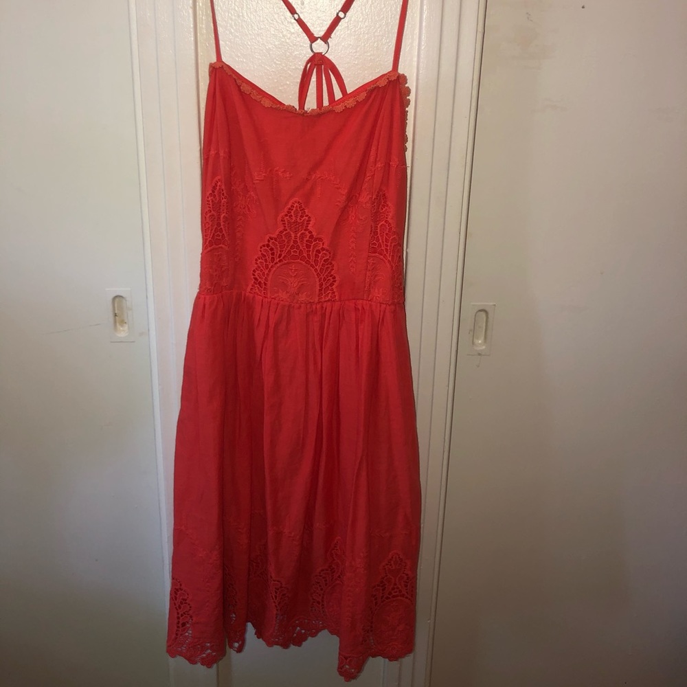 EUC MODCLOTH BACKLESS CORAL DRESS